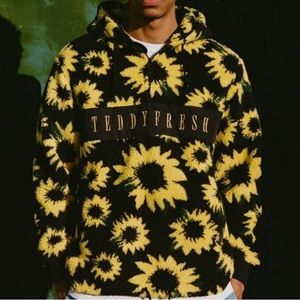 Teddy Fresh Sunflower Sherpa Pullover Hoodie Size Small